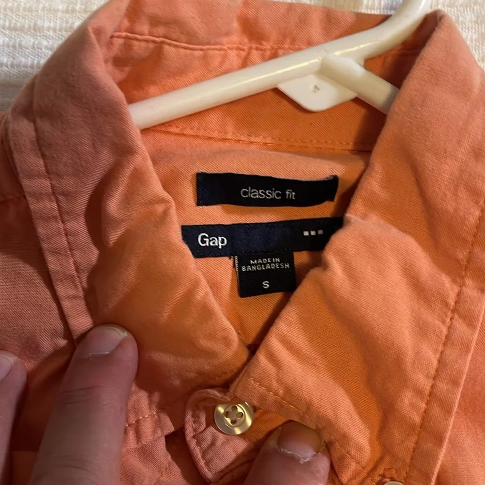 Gap - Picture 3 of 4